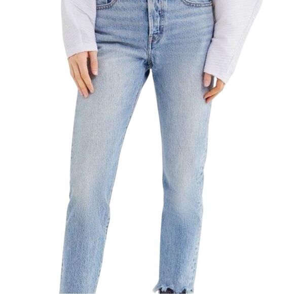 Levi’s Wedgie Straight button fly frayed size 31 sold at Free People comfy boho - Picture 1 of 6